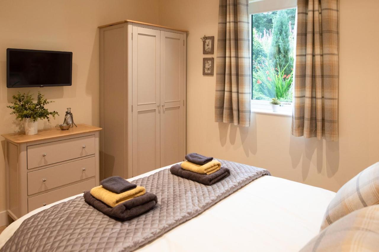 Larchwood Lodge Ellon Esterno foto