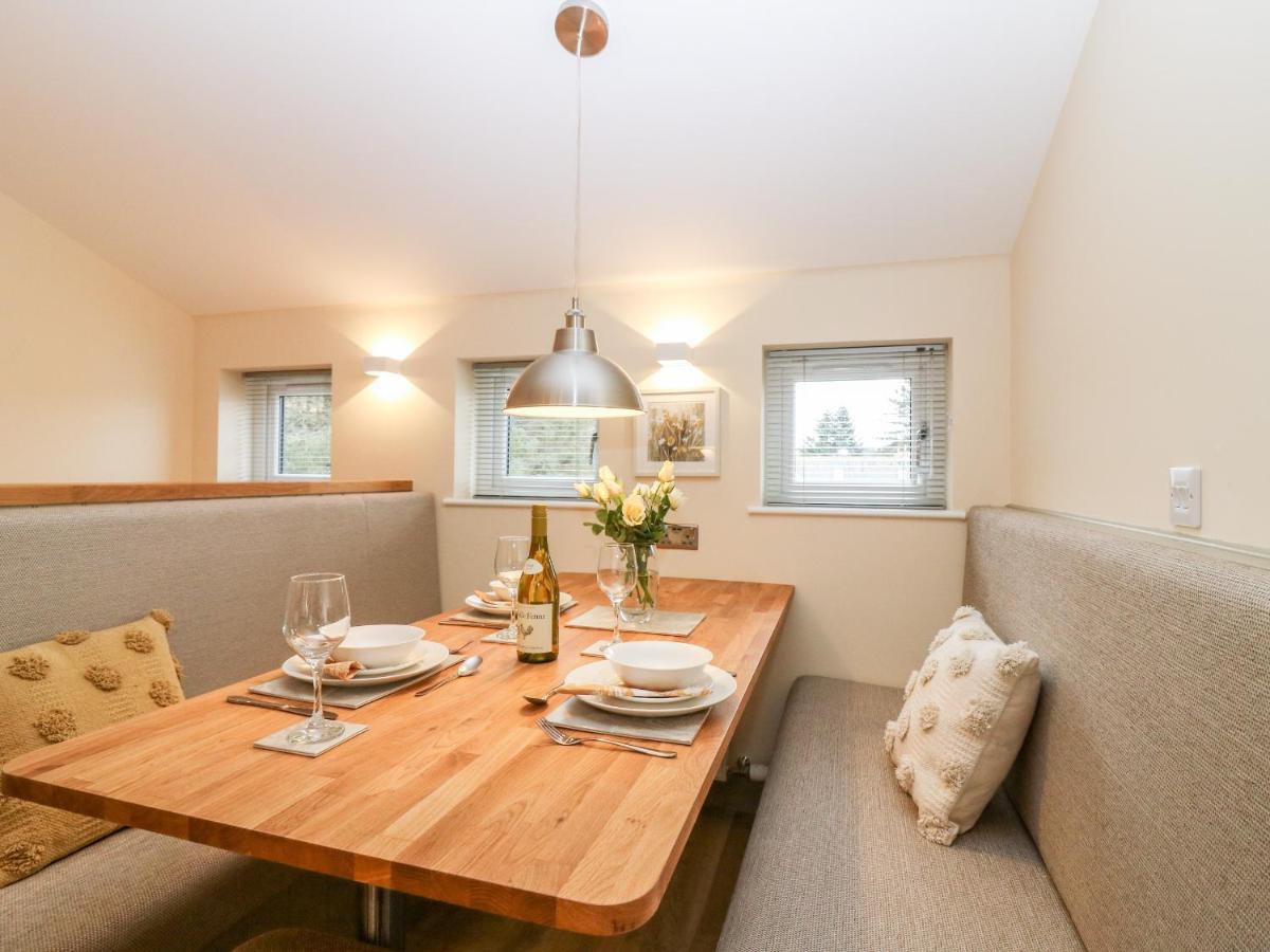 Larchwood Lodge Ellon Esterno foto